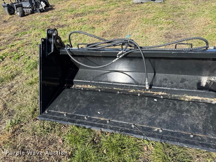 image for item DY8415 2025 TopCat 4IN1BCT skid steer bucket