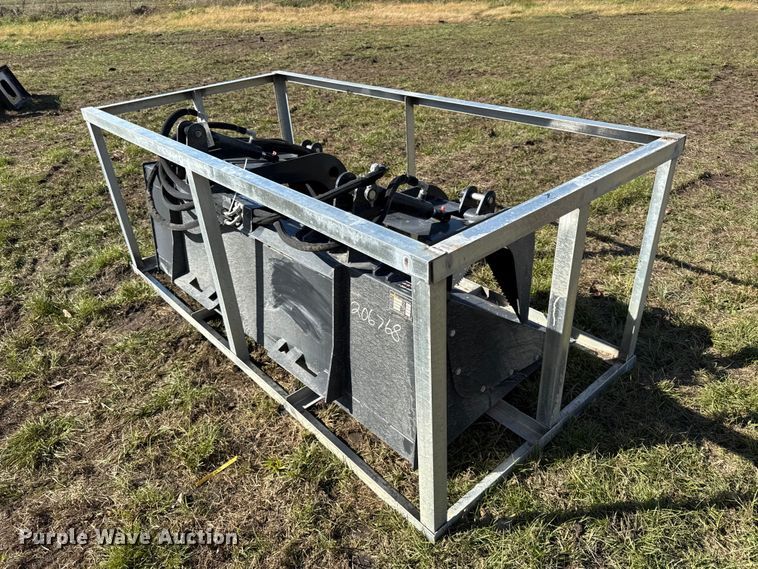 image for item DY8418 2025 LandHonor SGB-11-72W skid steer grapple bucket