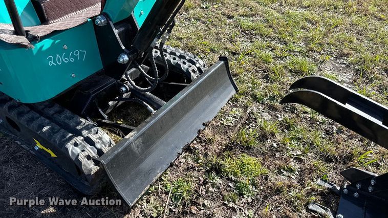 image for item DY8427 2025 CFG Industrial H15R mini excavator