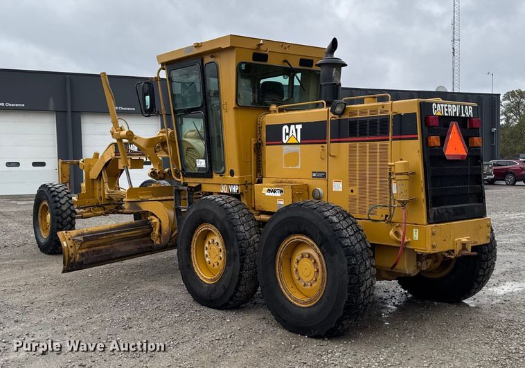 image for item EA1980 2000 Caterpillar 140H motor grader