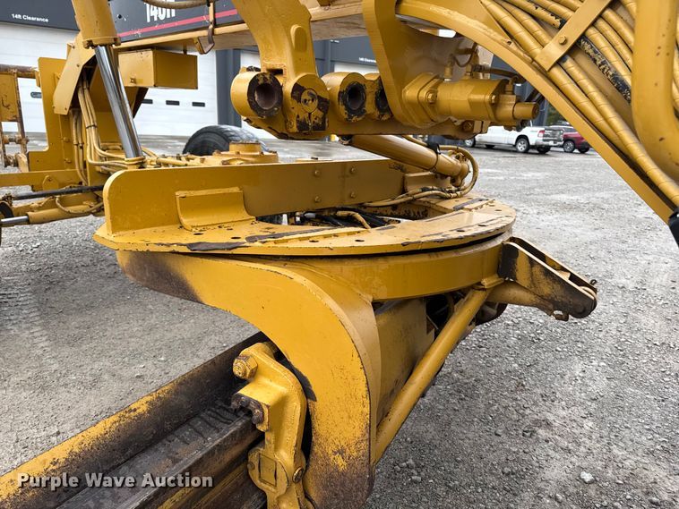 image for item EA1980 2000 Caterpillar 140H motor grader