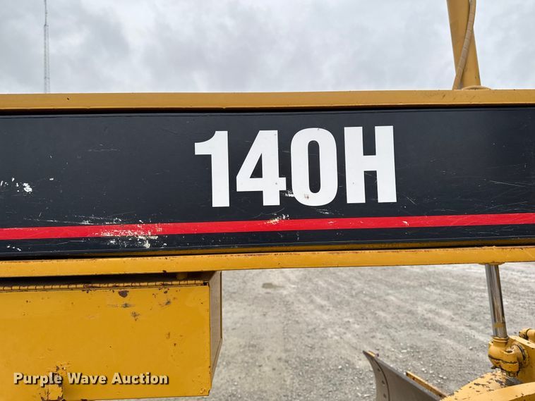 image for item EA1980 2000 Caterpillar 140H motor grader