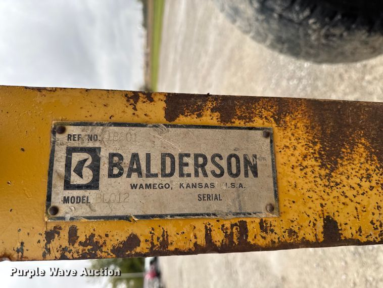 image for item EA1980 2000 Caterpillar 140H motor grader