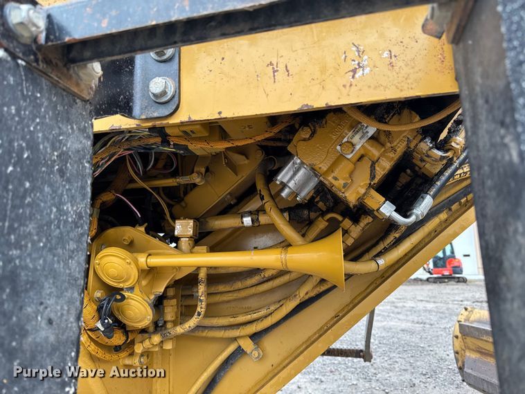 image for item EA1980 2000 Caterpillar 140H motor grader