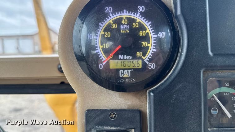 image for item EA1980 2000 Caterpillar 140H motor grader