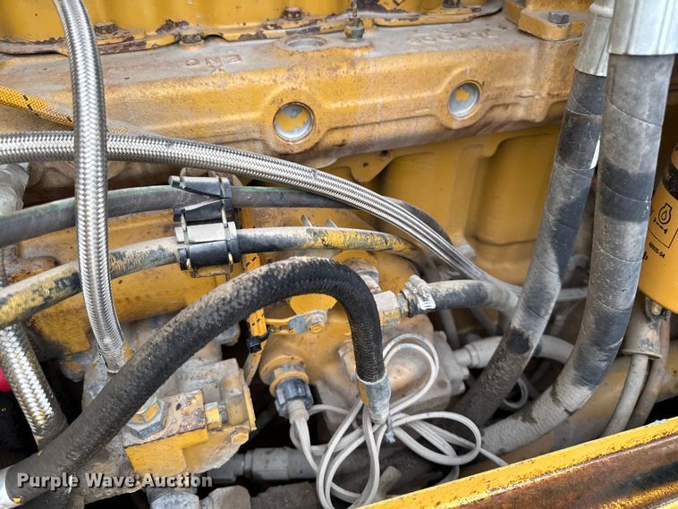 image for item EA1980 2000 Caterpillar 140H motor grader