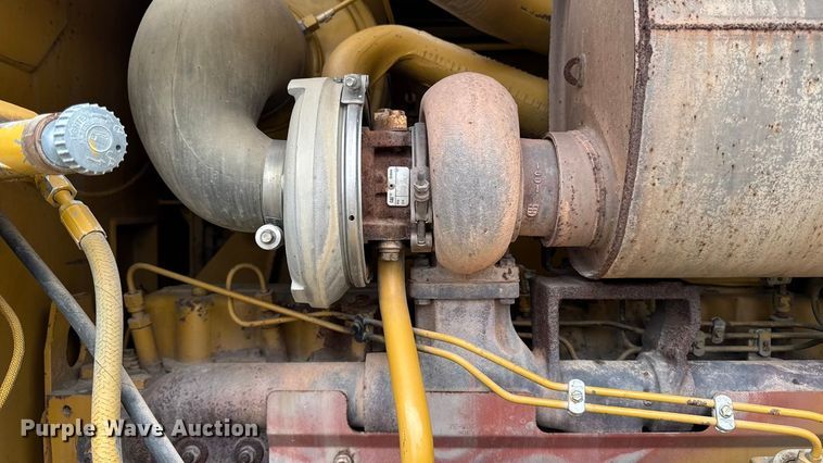 image for item EA1980 2000 Caterpillar 140H motor grader