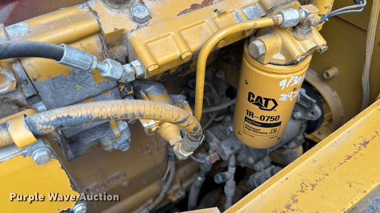 image for item EA1980 2000 Caterpillar 140H motor grader