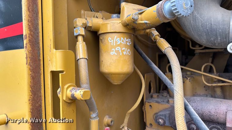 image for item EA1980 2000 Caterpillar 140H motor grader