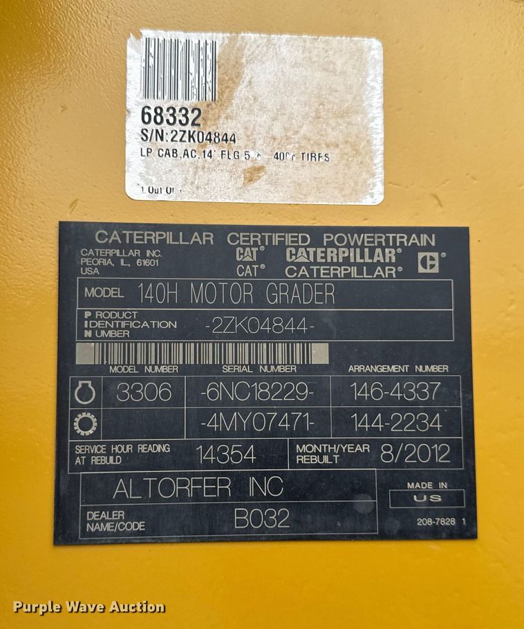 image for item EA1980 2000 Caterpillar 140H motor grader