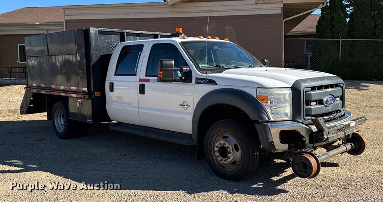 image for item EA1994 2013 Ford F450 flatbed truck