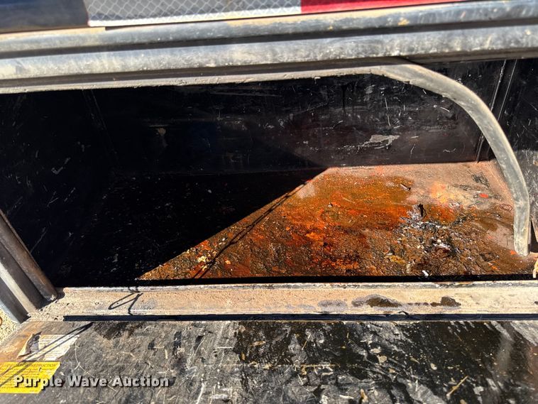 image for item EA1994 2013 Ford F450 flatbed truck