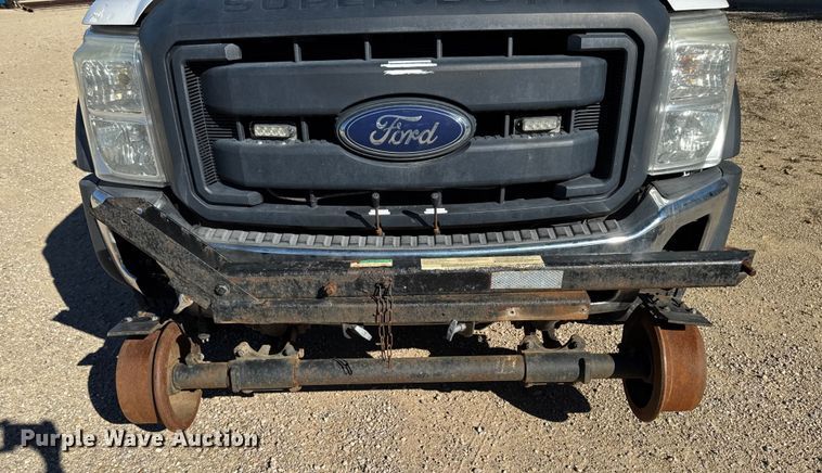 image for item EA1994 2013 Ford F450 flatbed truck