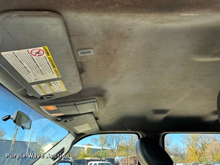 image for item EA1994 2013 Ford F450 flatbed truck