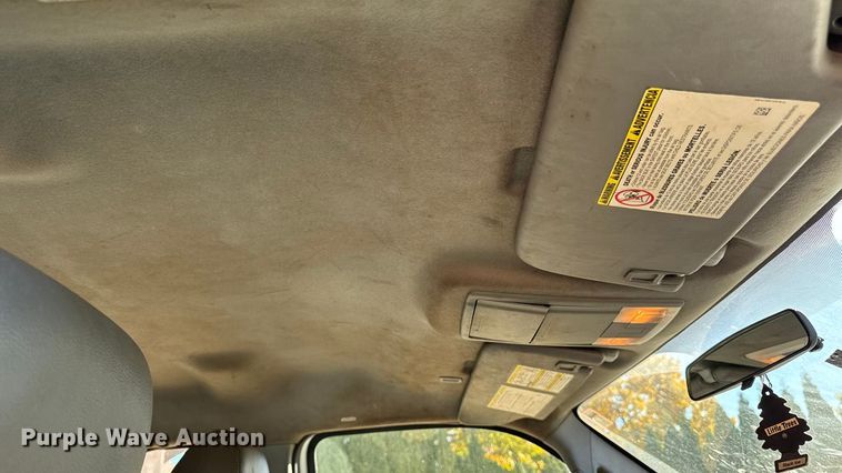 image for item EA1994 2013 Ford F450 flatbed truck