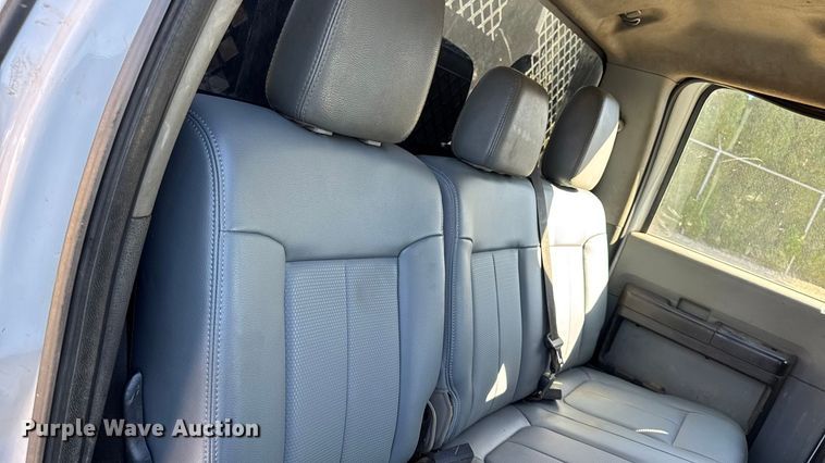 image for item EA1994 2013 Ford F450 flatbed truck