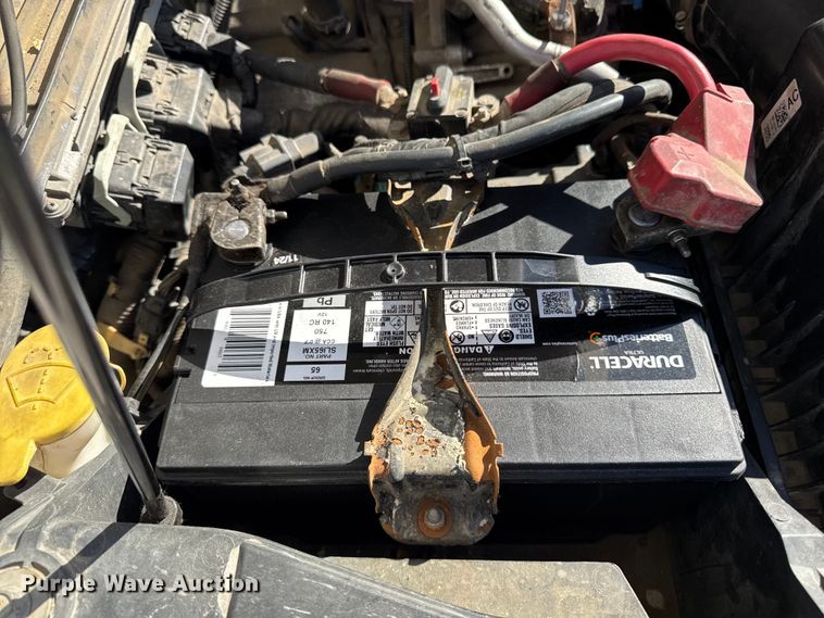 image for item EA1994 2013 Ford F450 flatbed truck