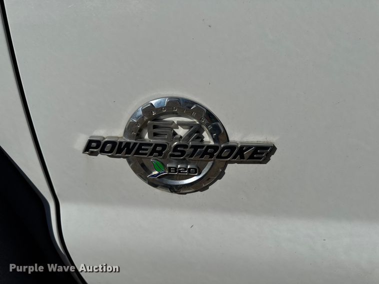 image for item EA1995 2015 Ford F450 flatbed truck