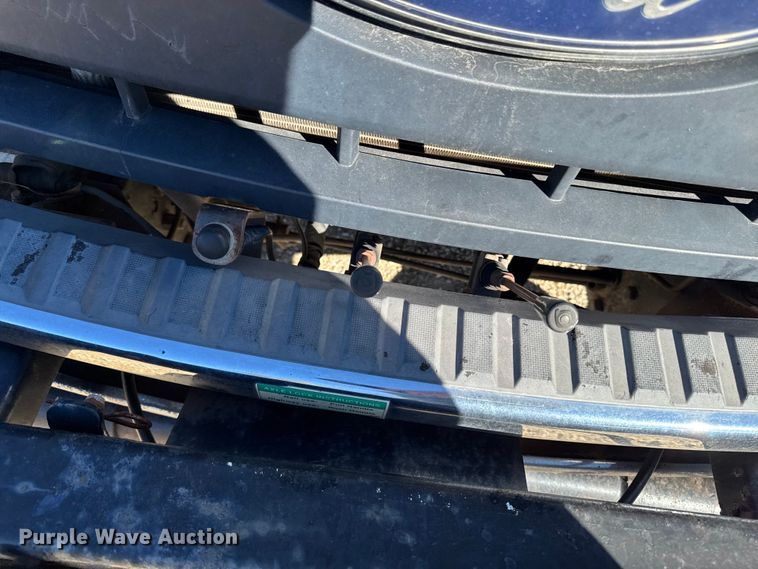 image for item EA1995 2015 Ford F450 flatbed truck