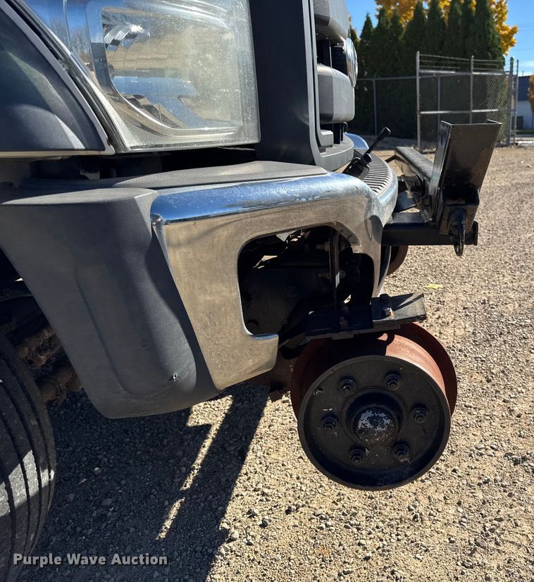 image for item EA1995 2015 Ford F450 flatbed truck