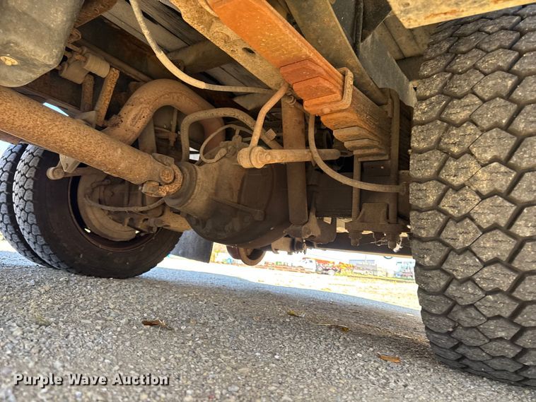 image for item EA1995 2015 Ford F450 flatbed truck