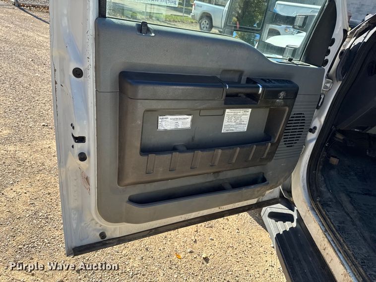 image for item EA1995 2015 Ford F450 flatbed truck