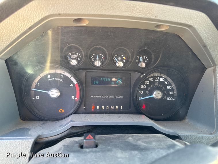 image for item EA1995 2015 Ford F450 flatbed truck