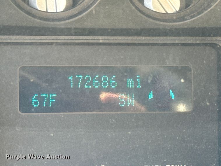 image for item EA1995 2015 Ford F450 flatbed truck