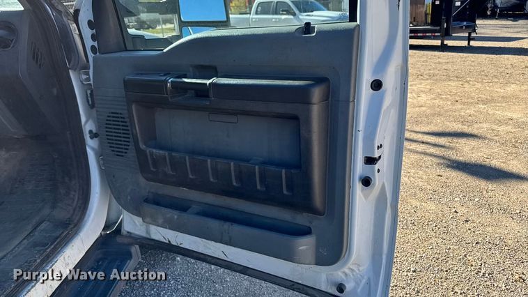 image for item EA1995 2015 Ford F450 flatbed truck