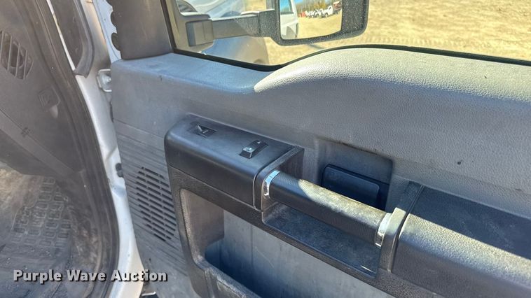 image for item EA1995 2015 Ford F450 flatbed truck