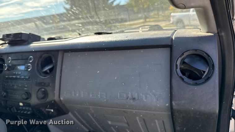 image for item EA1995 2015 Ford F450 flatbed truck