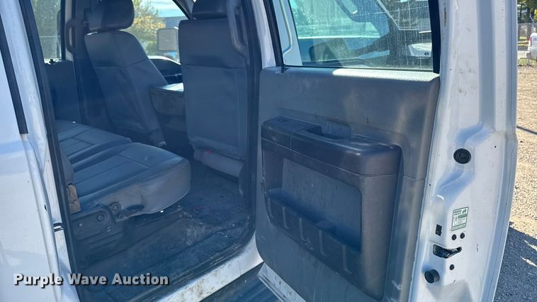 image for item EA1995 2015 Ford F450 flatbed truck