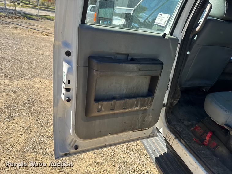 image for item EA1995 2015 Ford F450 flatbed truck