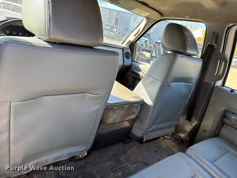 image for item EA1995 2015 Ford F450 flatbed truck