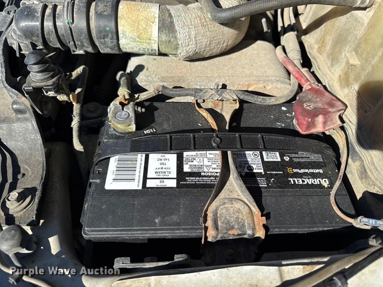 image for item EA1995 2015 Ford F450 flatbed truck