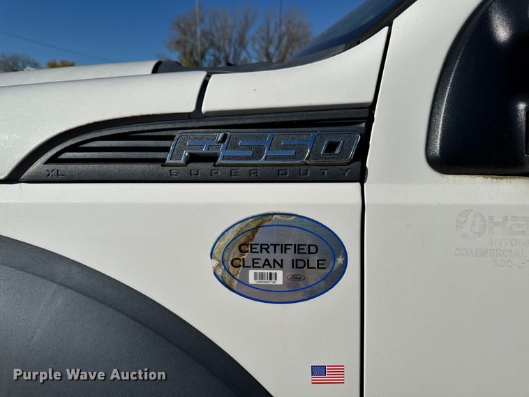 image for item EA1997 2015 Ford F550 flatbed truck