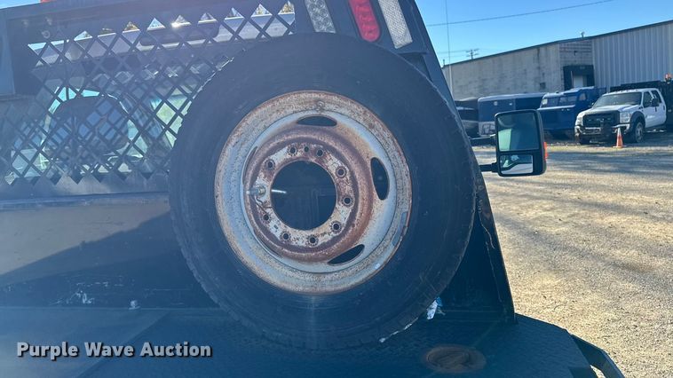 image for item EA1997 2015 Ford F550 flatbed truck