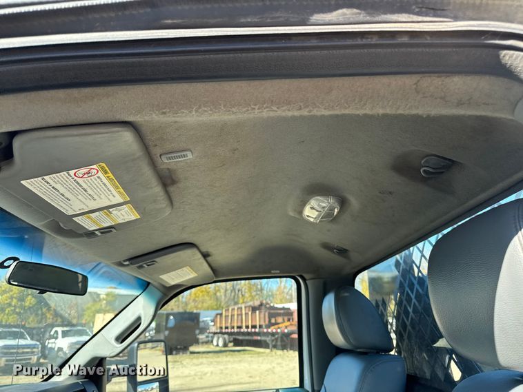 image for item EA1997 2015 Ford F550 flatbed truck