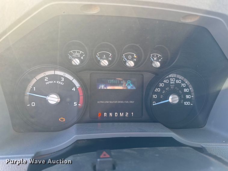 image for item EA1997 2015 Ford F550 flatbed truck