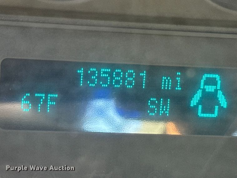 image for item EA1997 2015 Ford F550 flatbed truck