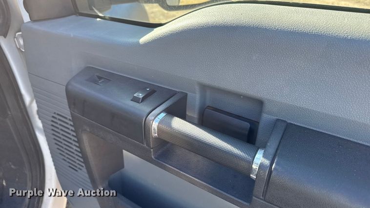 image for item EA1997 2015 Ford F550 flatbed truck