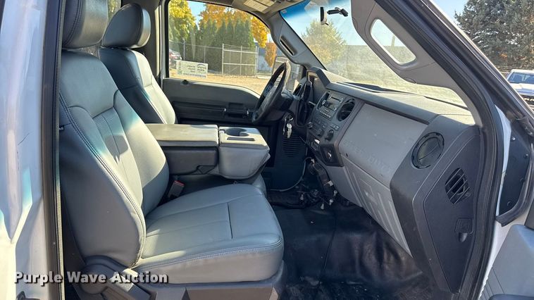 image for item EA1997 2015 Ford F550 flatbed truck