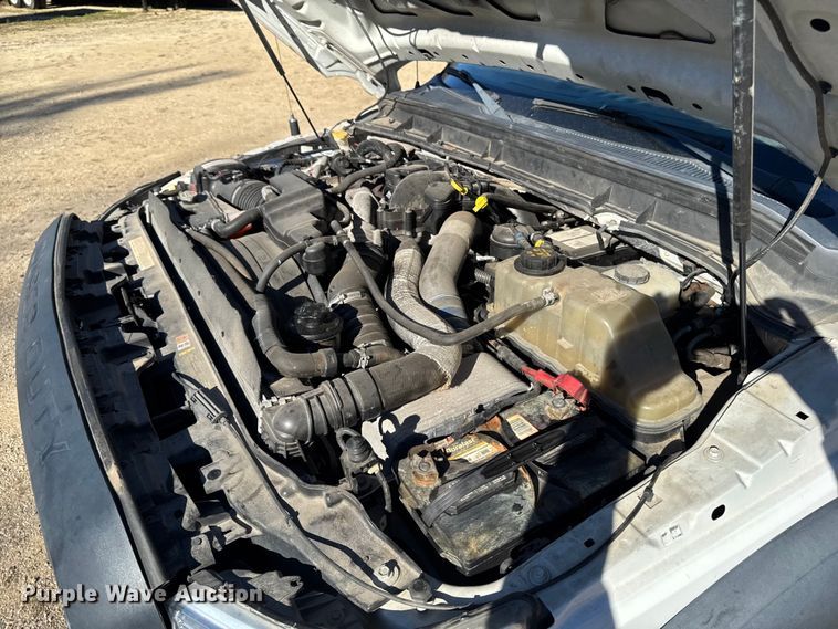 image for item EA1997 2015 Ford F550 flatbed truck