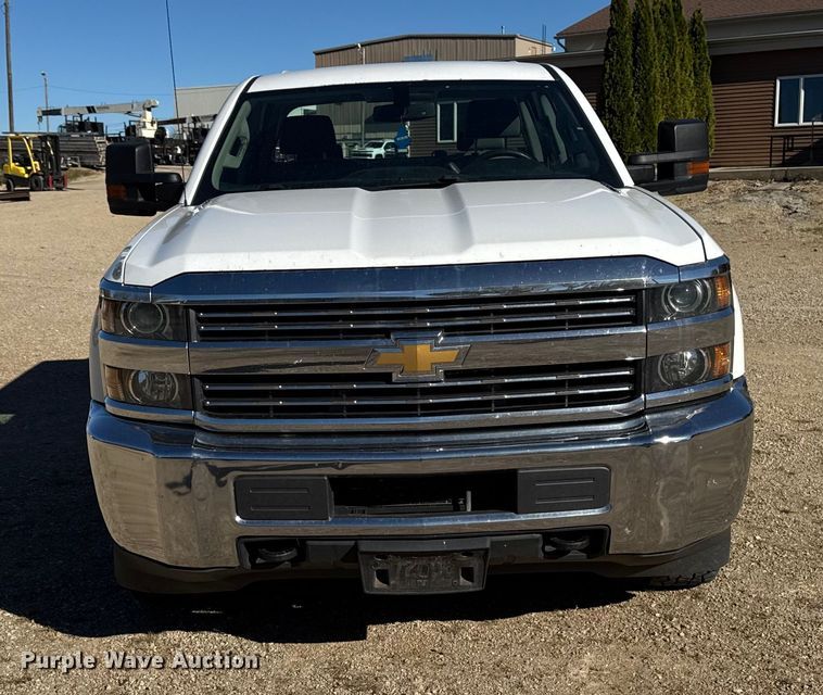 image for item EA1999 2016 Chevrolet Silverado 2500HD Crew Cab pickup truck