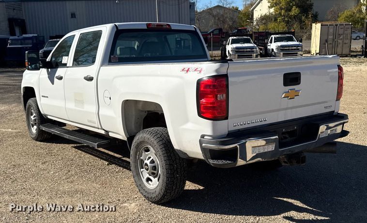 image for item EA1999 2016 Chevrolet Silverado 2500HD Crew Cab pickup truck