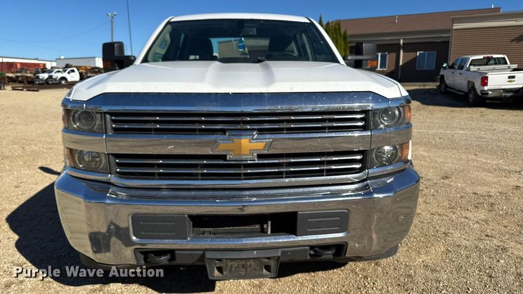 image for item EA1999 2016 Chevrolet Silverado 2500HD Crew Cab pickup truck