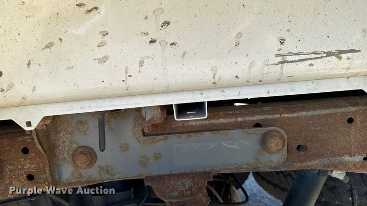 image for item EA1999 2016 Chevrolet Silverado 2500HD Crew Cab pickup truck