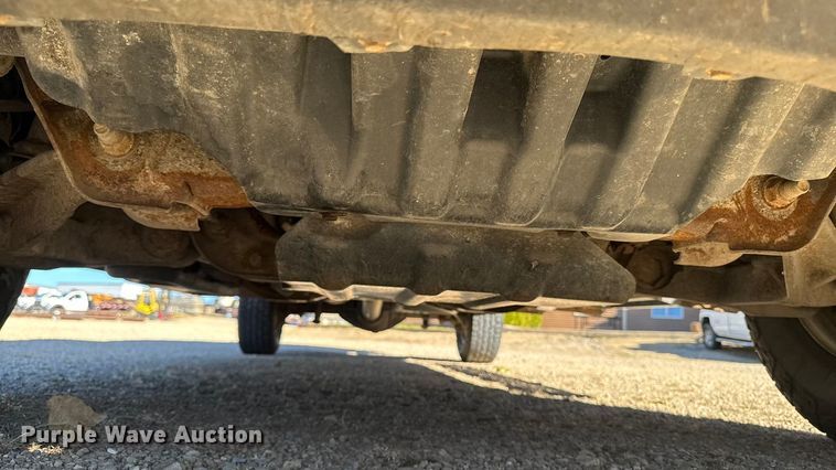 image for item EA1999 2016 Chevrolet Silverado 2500HD Crew Cab pickup truck