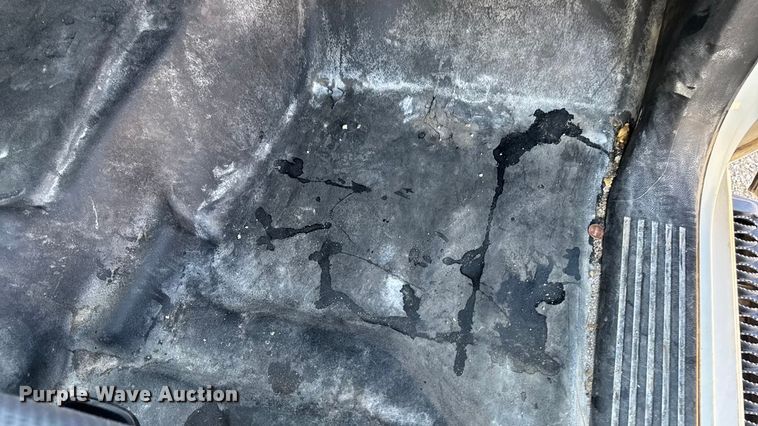 image for item EA1999 2016 Chevrolet Silverado 2500HD Crew Cab pickup truck