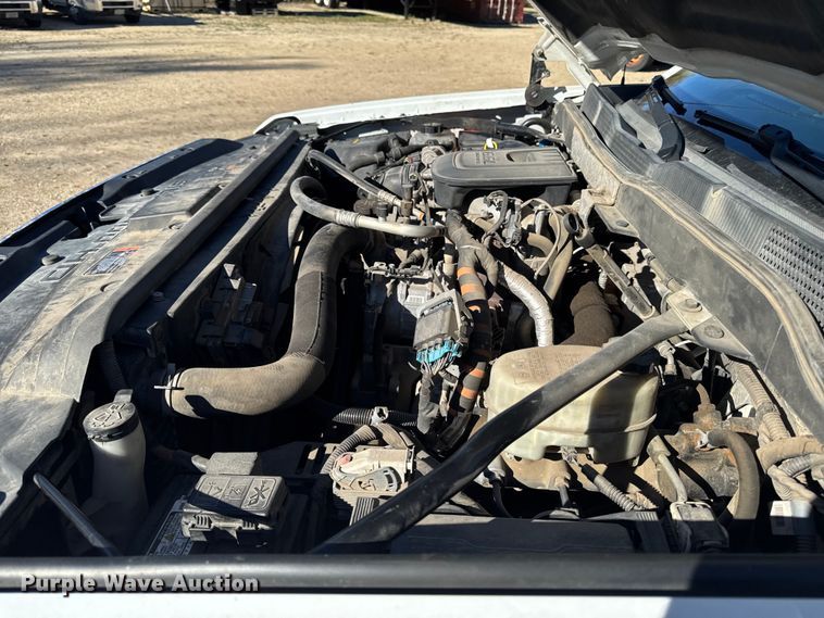 image for item EA1999 2016 Chevrolet Silverado 2500HD Crew Cab pickup truck